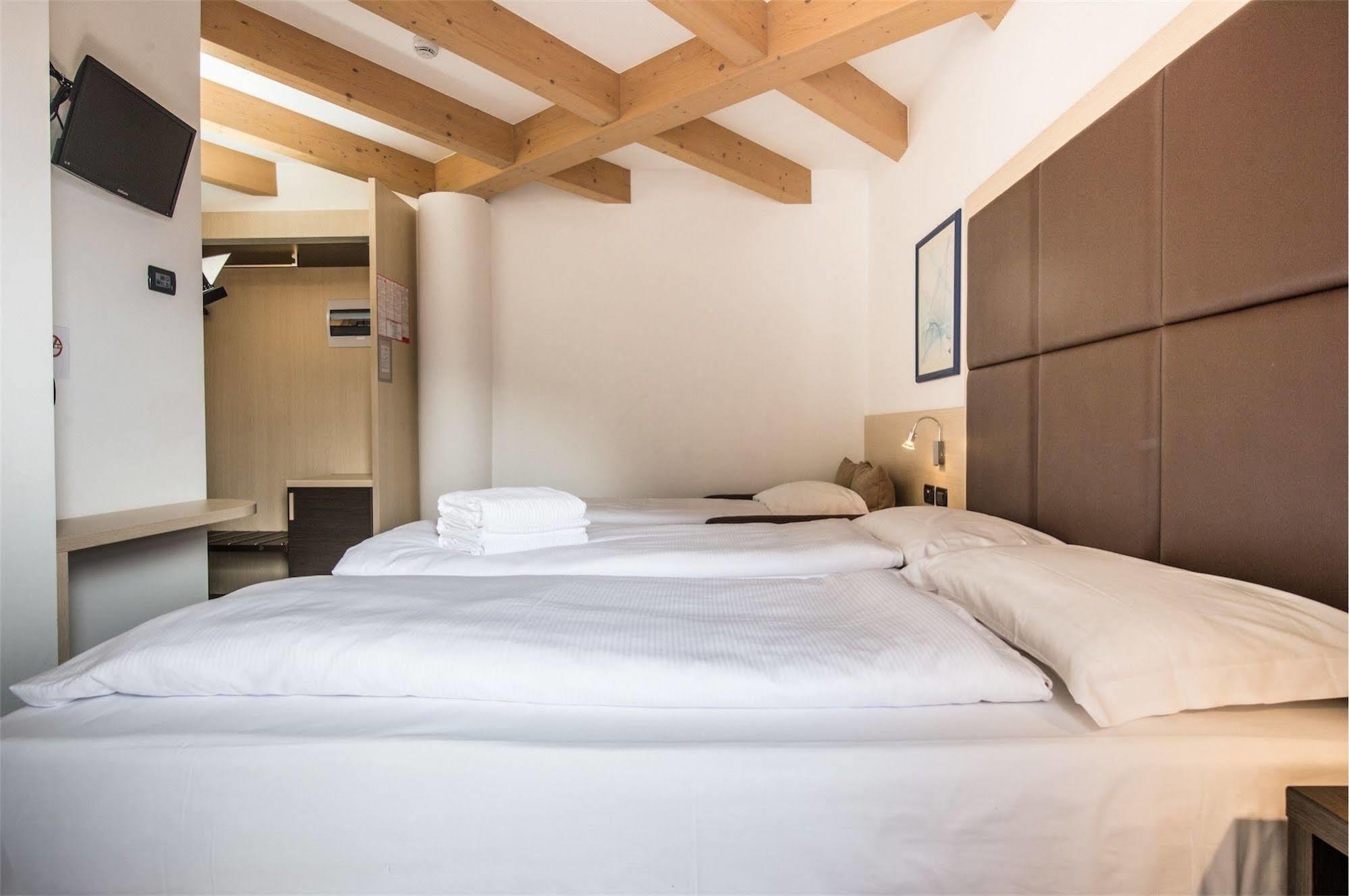 Villa Cameras Room And Breakfast Mori Ngoại thất bức ảnh