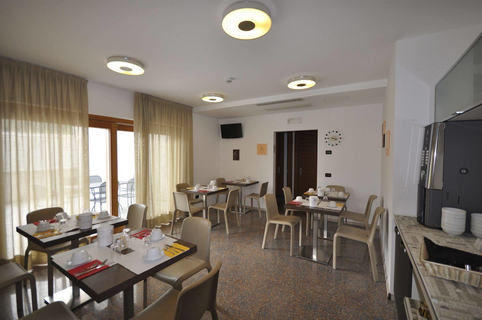 Villa Cameras Room And Breakfast Mori Ngoại thất bức ảnh